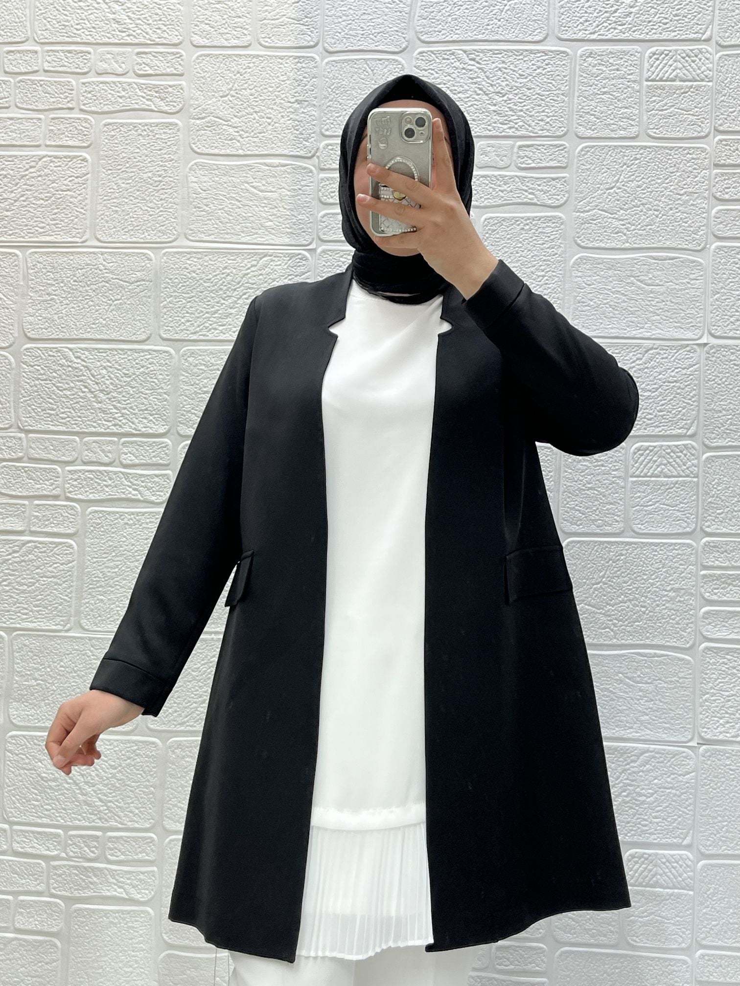 Siyah